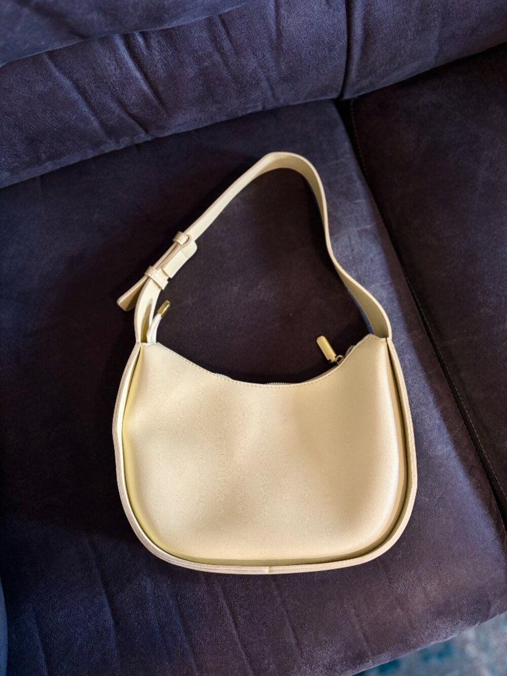 NWOT • light yellow vegan leather crossbody / shoulder bag - Picture 2 of 13